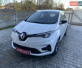 Белый Рено Зое, объемом двигателя 0 л и пробегом 69 тыс. км за 12900 $, фото 1 на Automoto.ua