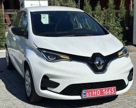 Белый Рено Зое, объемом двигателя 0 л и пробегом 62 тыс. км за 13150 $, фото 2 на Automoto.ua
