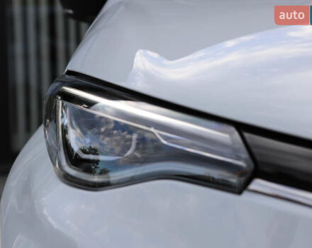 Белый Рено Зое, объемом двигателя 0 л и пробегом 19 тыс. км за 14400 $, фото 29 на Automoto.ua