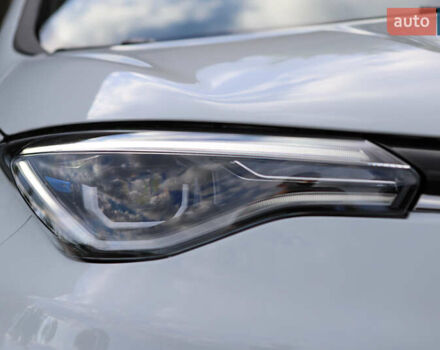 Белый Рено Зое, объемом двигателя 0 л и пробегом 19 тыс. км за 14400 $, фото 28 на Automoto.ua