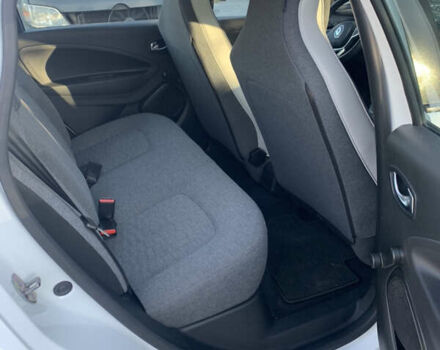 Білий Рено Зое, об'ємом двигуна 0 л та пробігом 69 тис. км за 13500 $, фото 12 на Automoto.ua