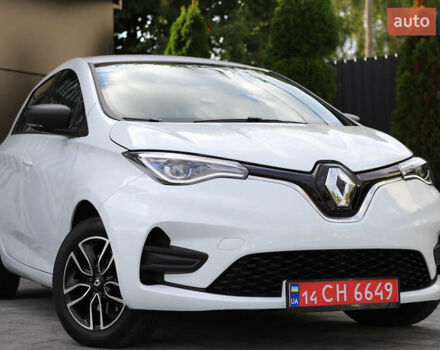 Белый Рено Зое, объемом двигателя 0 л и пробегом 19 тыс. км за 14400 $, фото 15 на Automoto.ua