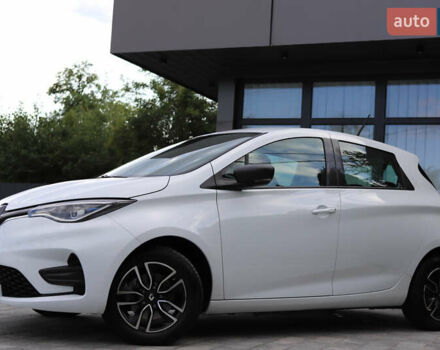 Белый Рено Зое, объемом двигателя 0 л и пробегом 19 тыс. км за 14400 $, фото 2 на Automoto.ua