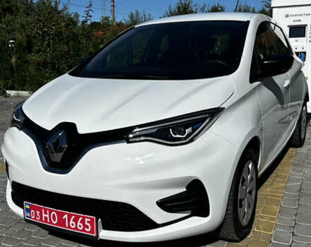 Белый Рено Зое, объемом двигателя 0 л и пробегом 62 тыс. км за 13150 $, фото 9 на Automoto.ua