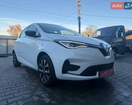 Белый Рено Зое, объемом двигателя 0 л и пробегом 69 тыс. км за 12900 $, фото 3 на Automoto.ua