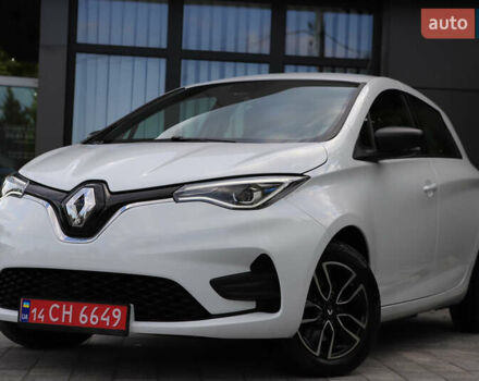 Белый Рено Зое, объемом двигателя 0 л и пробегом 19 тыс. км за 14400 $, фото 8 на Automoto.ua