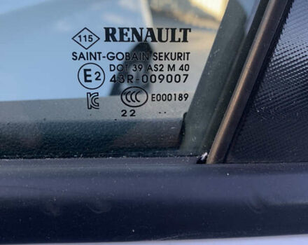 Білий Рено Зое, об'ємом двигуна 0 л та пробігом 69 тис. км за 13500 $, фото 13 на Automoto.ua