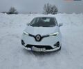 Белый Рено Зое, объемом двигателя 0 л и пробегом 40 тыс. км за 14000 $, фото 1 на Automoto.ua