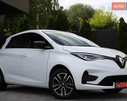 Белый Рено Зое, объемом двигателя 0 л и пробегом 19 тыс. км за 14400 $, фото 20 на Automoto.ua
