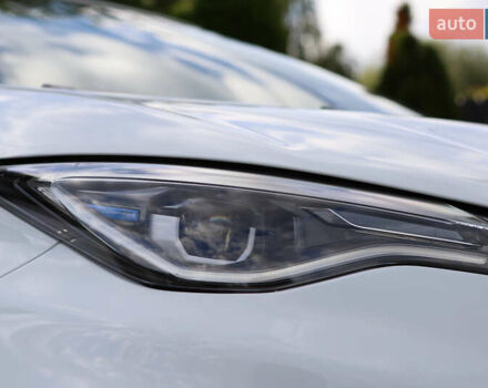 Белый Рено Зое, объемом двигателя 0 л и пробегом 19 тыс. км за 14400 $, фото 30 на Automoto.ua