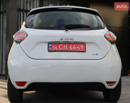 Белый Рено Зое, объемом двигателя 0 л и пробегом 19 тыс. км за 14400 $, фото 44 на Automoto.ua