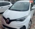Белый Рено Зое, объемом двигателя 0 л и пробегом 101 тыс. км за 12900 $, фото 1 на Automoto.ua