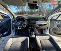 Белый Рено Зое, объемом двигателя 0 л и пробегом 40 тыс. км за 14200 $, фото 17 на Automoto.ua
