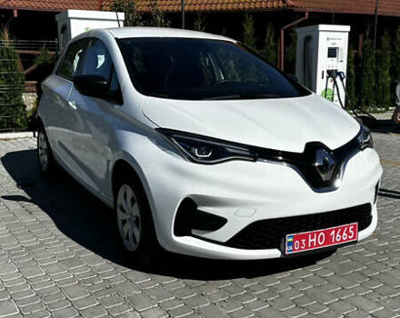 Белый Рено Зое, объемом двигателя 0 л и пробегом 62 тыс. км за 13150 $, фото 8 на Automoto.ua
