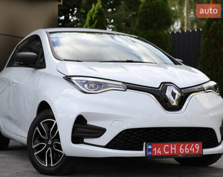 Белый Рено Зое, объемом двигателя 0 л и пробегом 19 тыс. км за 14400 $, фото 22 на Automoto.ua