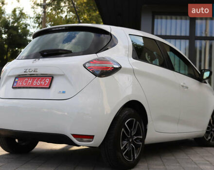 Белый Рено Зое, объемом двигателя 0 л и пробегом 19 тыс. км за 14400 $, фото 42 на Automoto.ua