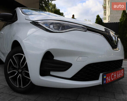 Белый Рено Зое, объемом двигателя 0 л и пробегом 19 тыс. км за 14400 $, фото 26 на Automoto.ua