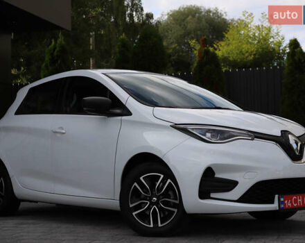 Белый Рено Зое, объемом двигателя 0 л и пробегом 19 тыс. км за 14400 $, фото 19 на Automoto.ua