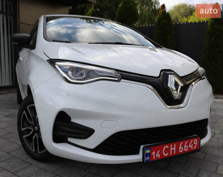 Белый Рено Зое, объемом двигателя 0 л и пробегом 19 тыс. км за 14400 $, фото 25 на Automoto.ua