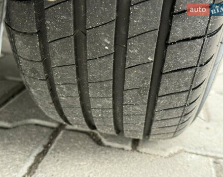 Белый Рено Зое, объемом двигателя 0 л и пробегом 35 тыс. км за 13900 $, фото 12 на Automoto.ua