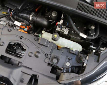 Белый Рено Зое, объемом двигателя 0 л и пробегом 19 тыс. км за 14400 $, фото 100 на Automoto.ua