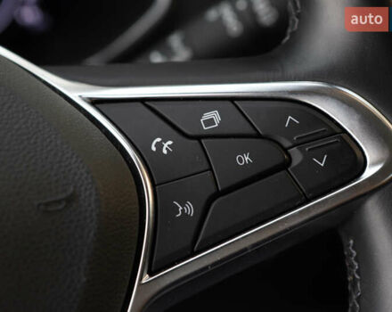 Белый Рено Зое, объемом двигателя 0 л и пробегом 19 тыс. км за 14400 $, фото 65 на Automoto.ua