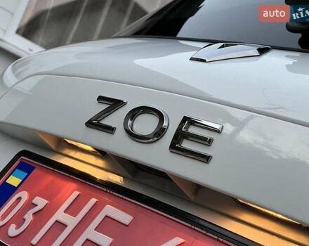 Рено Зое 2022 в Ровно на Automoto.ua Белый Рено Зое, объемом двигателя 0 л и пробегом 25 тыс. км за 14700 $, фото 38 на Automoto.ua