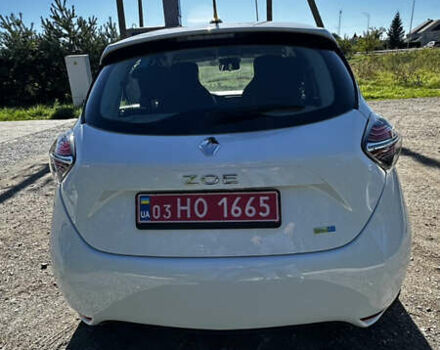 Белый Рено Зое, объемом двигателя 0 л и пробегом 62 тыс. км за 13150 $, фото 22 на Automoto.ua