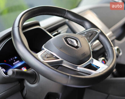 Белый Рено Зое, объемом двигателя 0 л и пробегом 19 тыс. км за 14400 $, фото 58 на Automoto.ua