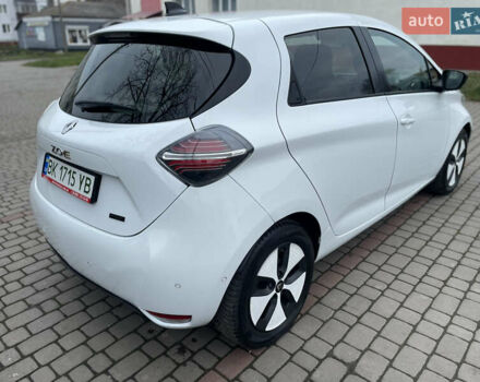 Белый Рено Зое, объемом двигателя 0 л и пробегом 31 тыс. км за 13999 $, фото 7 на Automoto.ua