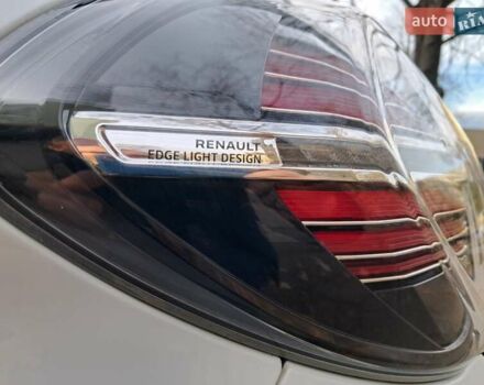 Білий Рено Зое, об'ємом двигуна 0 л та пробігом 12 тис. км за 14800 $, фото 137 на Automoto.ua