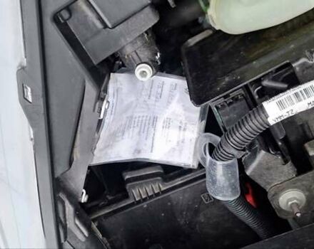 Белый Рено Зое, объемом двигателя 0 л и пробегом 54 тыс. км за 13900 $, фото 22 на Automoto.ua