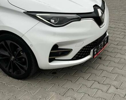 Белый Рено Зое, объемом двигателя 0 л и пробегом 29 тыс. км за 12158 $, фото 3 на Automoto.ua