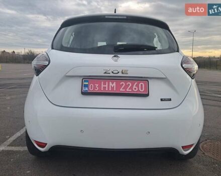 Білий Рено Зое, об'ємом двигуна 0 л та пробігом 12 тис. км за 14800 $, фото 122 на Automoto.ua
