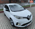Белый Рено Зое, объемом двигателя 0 л и пробегом 31 тыс. км за 13999 $, фото 12 на Automoto.ua