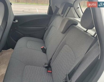Білий Рено Зое, об'ємом двигуна 0 л та пробігом 12 тис. км за 14800 $, фото 50 на Automoto.ua