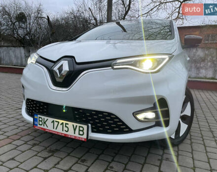 Белый Рено Зое, объемом двигателя 0 л и пробегом 31 тыс. км за 13999 $, фото 11 на Automoto.ua