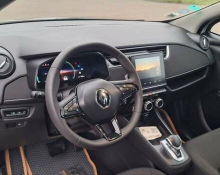 Белый Рено Зое, объемом двигателя 0 л и пробегом 54 тыс. км за 13900 $, фото 42 на Automoto.ua