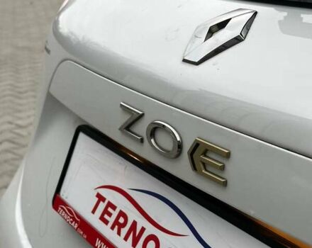 Белый Рено Зое, объемом двигателя 0 л и пробегом 29 тыс. км за 12158 $, фото 10 на Automoto.ua