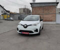 Белый Рено Зое, объемом двигателя 0 л и пробегом 71 тыс. км за 12700 $, фото 2 на Automoto.ua