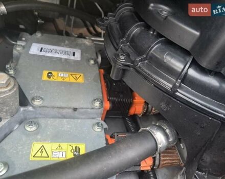 Белый Рено Зое, объемом двигателя 0 л и пробегом 15 тыс. км за 13900 $, фото 100 на Automoto.ua