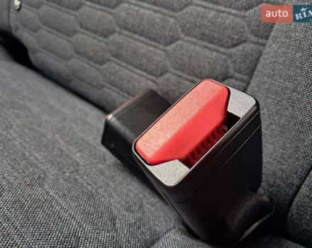 Білий Рено Зое, об'ємом двигуна 0 л та пробігом 12 тис. км за 14800 $, фото 51 на Automoto.ua