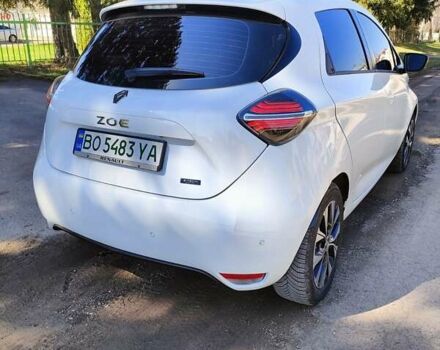 Білий Рено Зое, об'ємом двигуна 0 л та пробігом 6 тис. км за 14750 $, фото 6 на Automoto.ua