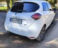 Білий Рено Зое, об'ємом двигуна 0 л та пробігом 6 тис. км за 14750 $, фото 6 на Automoto.ua