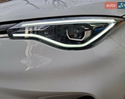 Білий Рено Зое, об'ємом двигуна 0 л та пробігом 12 тис. км за 14800 $, фото 139 на Automoto.ua