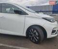 Білий Рено Зое, об'ємом двигуна 0 л та пробігом 12 тис. км за 14800 $, фото 126 на Automoto.ua