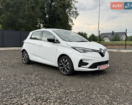Белый Рено Зое, объемом двигателя 0 л и пробегом 4 тыс. км за 14999 $, фото 10 на Automoto.ua