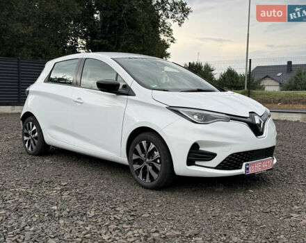 Белый Рено Зое, объемом двигателя 0 л и пробегом 4 тыс. км за 14999 $, фото 11 на Automoto.ua