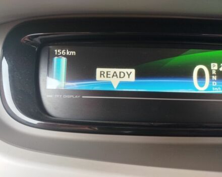 Белый Рено Зое, объемом двигателя 0 л и пробегом 82 тыс. км за 6200 $, фото 4 на Automoto.ua