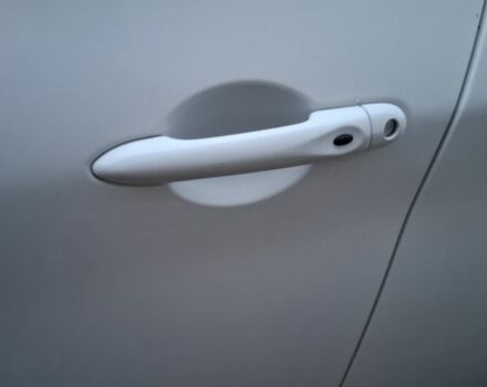 Білий Рено Зое, об'ємом двигуна 1 л та пробігом 61 тис. км за 6600 $, фото 13 на Automoto.ua